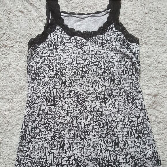 Calvin Klein lace bottom & straps tank top Small - Picture 1 of 7